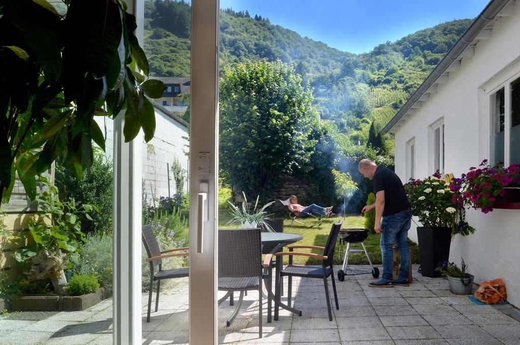 Haus Daniela Superior Apartment Cochem Bagian luar foto