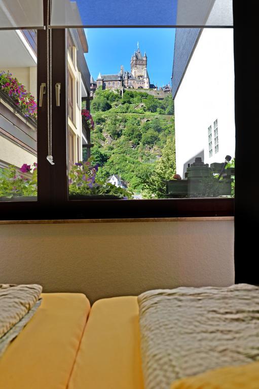 Haus Daniela Superior Apartment Cochem Bagian luar foto