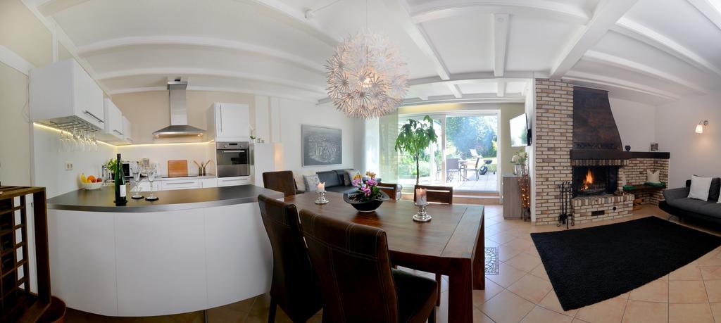 Haus Daniela Superior Apartment Cochem Bagian luar foto